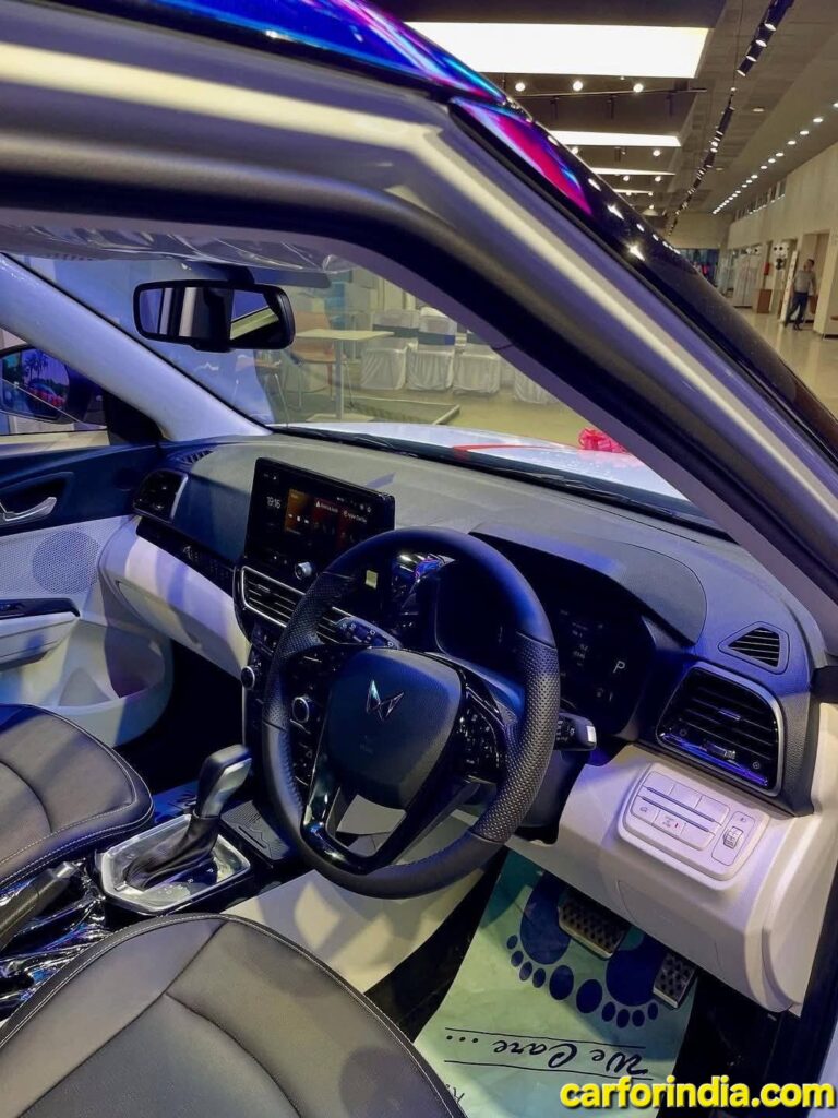 Mahindra 3XO RevX – The Next-Gen Compact SUV 5 Mahindra 3xo revx