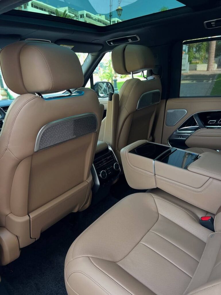 Range rover autobiography
