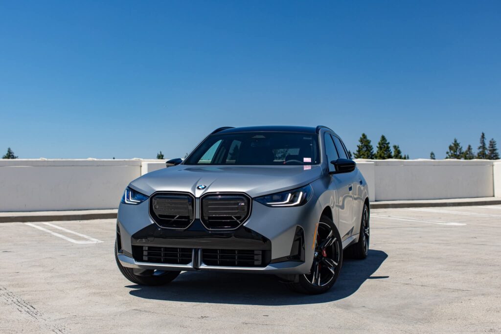 🚘 2025 BMW X3 M50 – Frozen Pure Grey 3 2025 BMW X3 M50 – Frozen Pure Grey