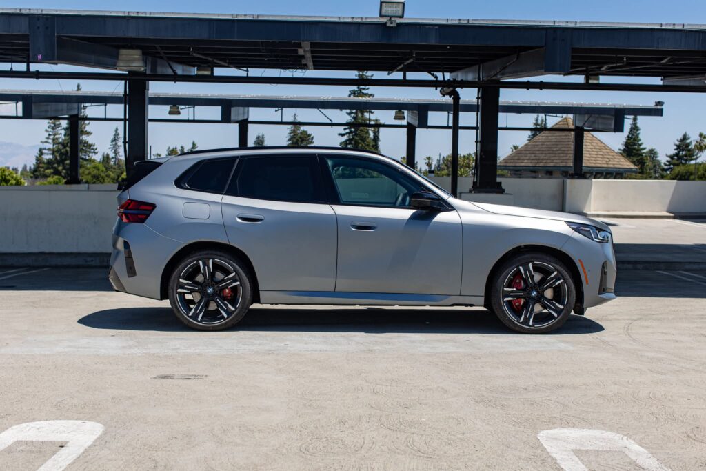 🚘 2025 BMW X3 M50 – Frozen Pure Grey 8 2025 BMW X3 M50 – Frozen Pure Grey