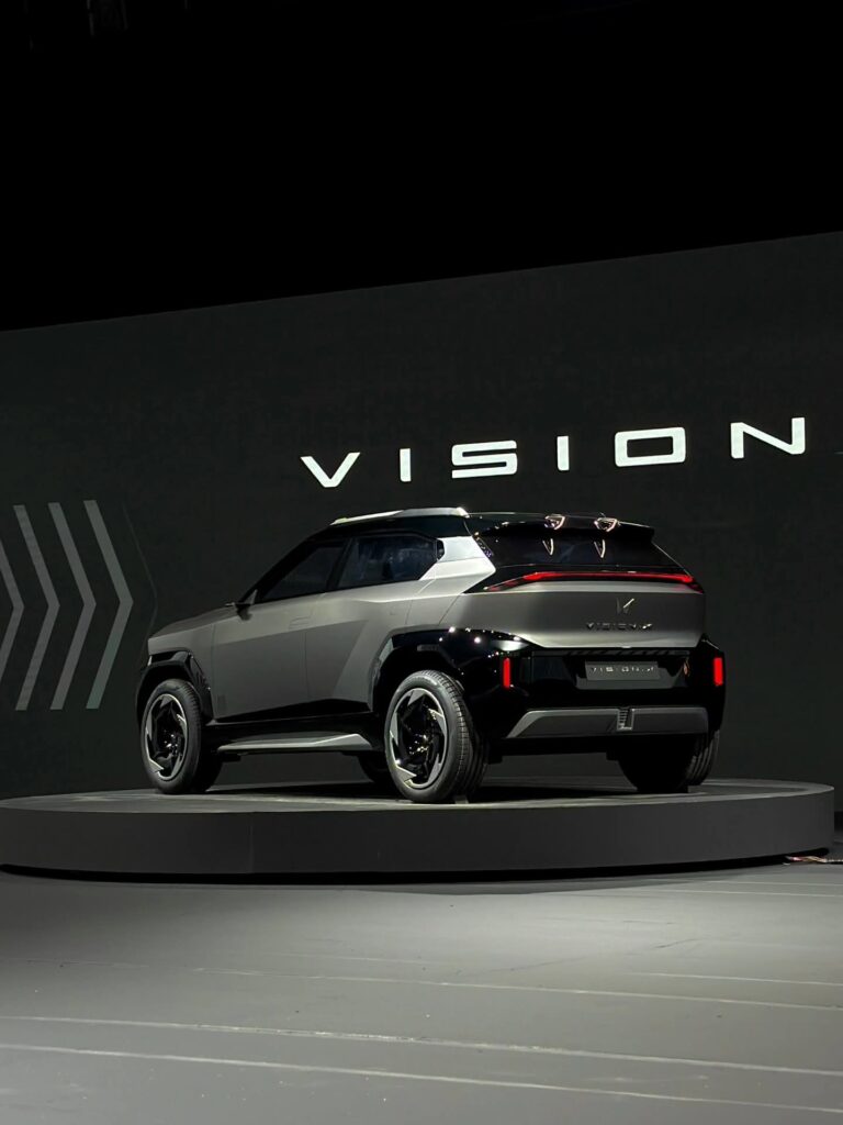 🚙 Mahindra Vision X – India’s Futuristic SUV Concept 5 Mahindra vision x
